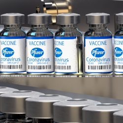 Vakcíny proti covidu, Zájem o očkování roste, vakcínu chce více než polovina lidí Pfizer vakcína koronavirus Covid-19