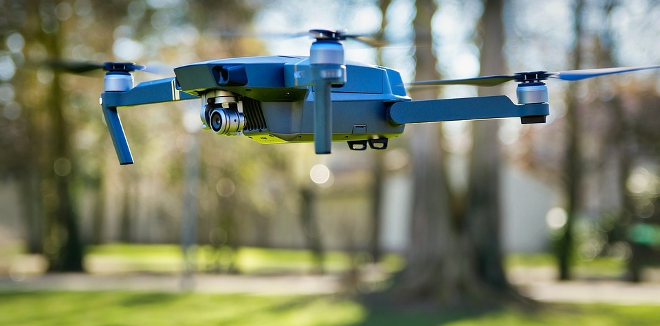 Novela zákona: Bezpečnější provoz bezpilotních letadel, kontrolu dronů