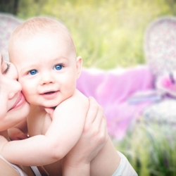Peněžitá pomoc v mateřství: Informace o podmínkách dávky 