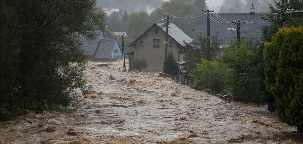 Sbírky na pomoc lidem po povodních shromáždily zatím víc než 230 milionů korun, Záplav v ČR: Nejvážnější situace je na severu Moravy