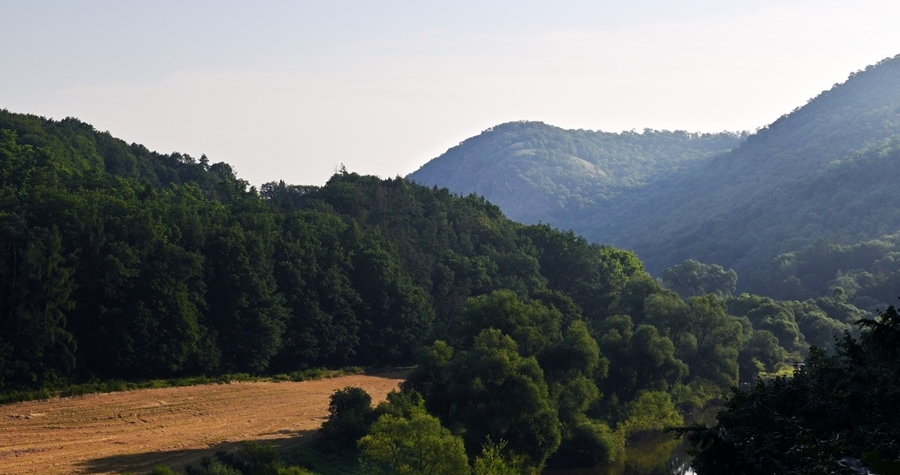 Sněmovna i přes odpor podpořila vznik NP na Křivoklátsku