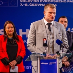 Europoslanec Turek čelí vážnému obvinění ze znásilnění